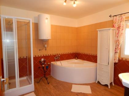 Obj.1104 - BAUERNHAUS BAUERNHOF GEHÖFT LANDHAUS HAUS IN UNGARN ZU VERKAUFEN