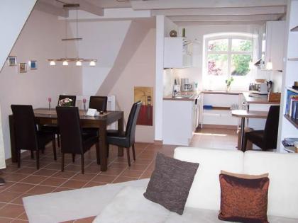 Strandnahes Ostsee-Ferienhaus Nemo mit Meerblick in 1. Reihe in Schönberg-Brasil