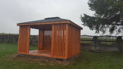 GARTENHAUS GARTENLAUBE KLEBEDACH HOLZ MIELNO BITUMENSCHINDELN 6x4m