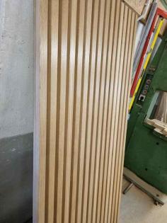 EICHENLAMELLEN FÜR WAND AUF MDF-PLATTE LEIMHOLZPLATTEN AUS EICHENHOLZ 40x30mm