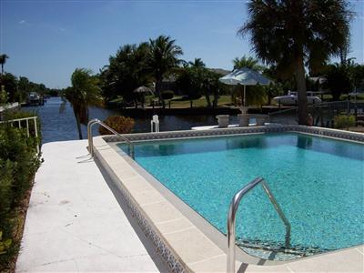 Florida, sehr grosse Wohnung an einem Kanal mit Zugang zum Meer