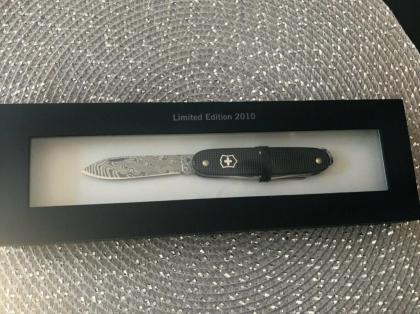 Victorinox Damast Jahresmesser 2021 - Limitiert