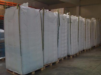 Um 2,50 € Big Bags 110x110x240 cm gross