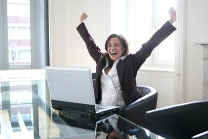 Abwechslungsreicher Job. Arbeiten online am PC in Heimarbeit