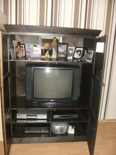 TV Schrank - Tiefe: 56,50cm - Breite: 119 bzw. 109 cm - Höhe: 50cm. - Fernsehsch