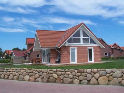 Ostsee-Ferienhaus Strandhaus II mit Kamin und Whirlpool