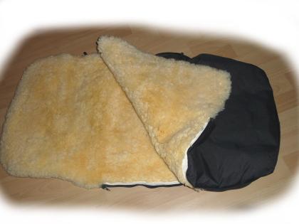 HARTAN Lammfell-Fußsack, wie neu! - Neupreis:  ca. 170 Euro - fast nicht benützt