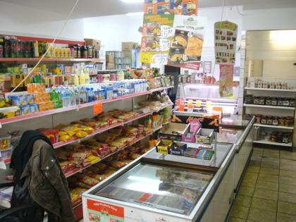 Lebensmittelladen - Obst und Gemüseladen   mit Lieferservice wegen Umzug in 4047