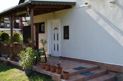 Urlaub am Balatonmariafürdö 2021 mit Pool !