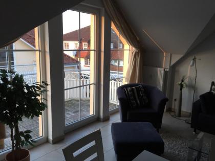 Zingst: 2-Zi-Ferienwohnung SEEWOLF