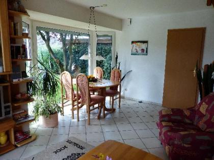 Strandnahes Ostsee-Ferienhaus Westwind mit Garten und Internet