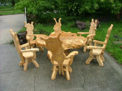 Kleinanzeige Rustikale Holzmöbel, Garnituren für Garten, Terrasse!