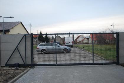 Doppelstabmattenzaun Schiebetor Zaüne aus Polen Sichtschutz
