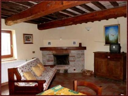 TOSKANA - Ferienhaus in der grünen Natur in Montieri 