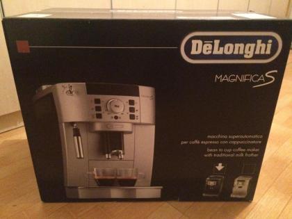 NEU - De'Longhi Magnifica S ECAM 22.110.B – Kaffeevollautomat mit Milchaufschäum