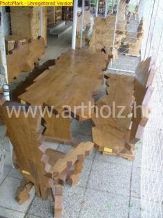 RUSTIKALE TISCHE, STÜHLE UND BÄNKE