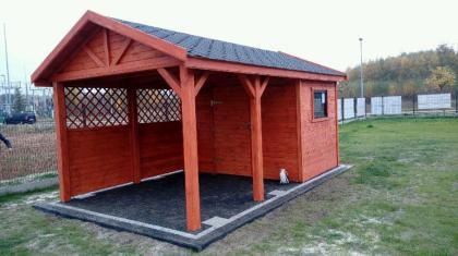 FERIENHAUS GARTENHAUS GARTENLAUBE ÜBERDACHUNG KLEBEDACH HOLZ USTKA 2IN1 5x3m