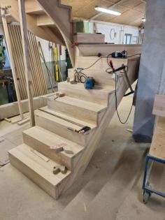 FALTTREPPE AUS BUCHE MASSIVHOLZTREPPEN HOLZTREPPEN BUCHENHOLZ