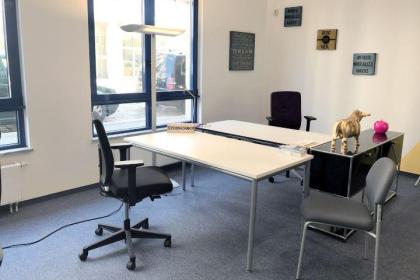 325 qm Büromöbel & Bürostühle-Ausstellung direkt in Leipzig