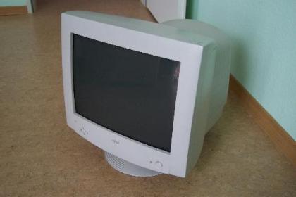 Monitor Fujitsu günstig