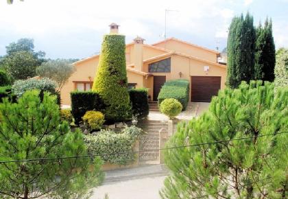 Urlaub 2024 in Spanien auf dem Land, schöne Finca mit privatem Pool Costa Brava