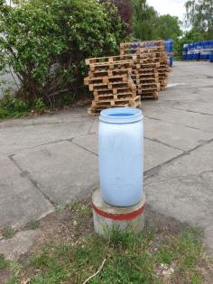 Ungenutzte 70 l Spannringfässer aus Cottbus