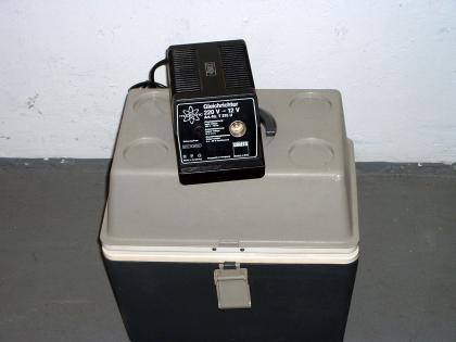 Autokühlbox 12 V / 220 V nutzbar