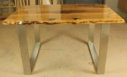 MASSIVER BAUMSTAMM HARZ LACKIERT EICHENTISCH ESSTISCH INDUSTRIAL KÜCHE 140x90x78