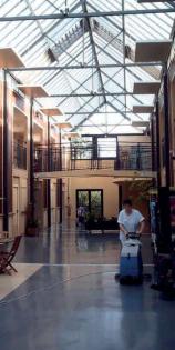 Sonnenschutzlack - Die ideale Lösung für Gewerbe und Industriedächer von Top Fol