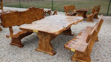 Holzmöbel, Gartenmöbel, Einrichtungen vom Hersteller SONDERANGEBOT