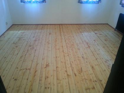Innsbruck+Land: HOLZ- PARKETTBÖDEN SCHLEIFEN, lackieren, ölen, wachsen...