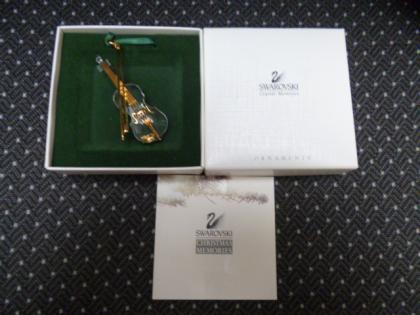 Swarovski  christmas Anhänger Geige( für Musiker)  , Lokomotive ( für Eisenbahnf