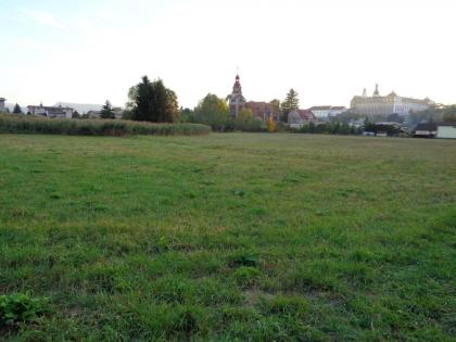 Gundstück zu verkaufen in Tschechei 12400qm als kapital anlage oder zu bebauen i