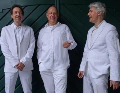 Brasilianische Latin&Jazzband MANTECA mit Sängerin