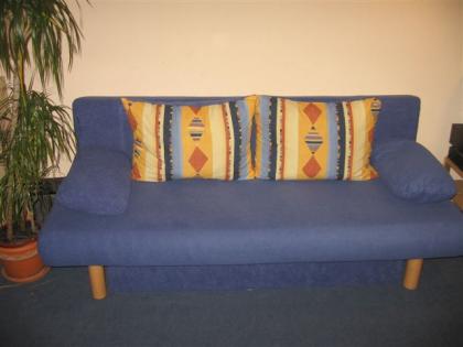 Schlafsofa - Blau - sehr gut erhalten - nicht alt - kaum gebraucht