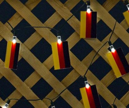Solar Lichterkette, 10 Lampion, 7, 5 cm, weiße LED, Dauer- und Blinklichtfunktio