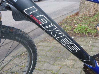 (174) 21 Gang LAKES 26 Gabel gefedert Rh 42 auch als Jugendfahrrad geeignet
