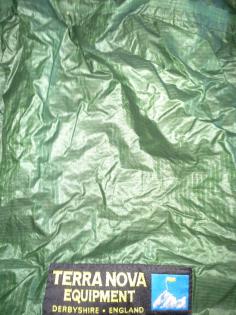 Zelte brands are Vans®, The North Face®, Frog24 - terra nova -