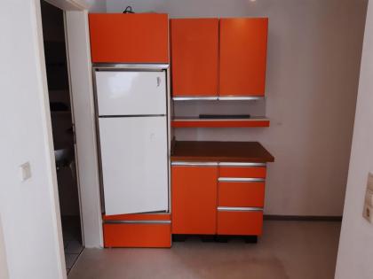 Einbauküche, Küche, Kühlschrank, Schränke, Herd, Spüle