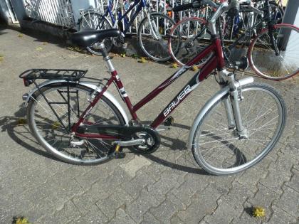 (2) 24 Gang 28 Zoll Gabel u Sattel gefedert mit Nabendynamo
