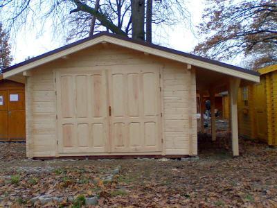 Individuelle Fertigung von Blockbohlengaragen in 50mm und 70mm Wandstärke