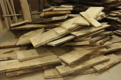 MASSIVHOLZTREPPENSTUFEN HOLZTREPPEN BUCHENHOLZ HOLZSTUFEN LACKIERT 85x28x4cm