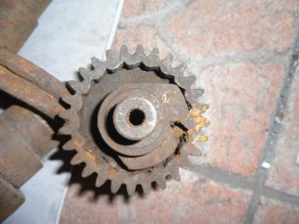 BMW R 75 Wehrmacht Original  Zwischenrad starter, Kegelradwelle zum Starterhebel