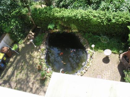 3 Zi-Whg,2.Stock ,EBK,450 €+Strom und Gas,Sat,Hof/Garten,ab 1.04.2021