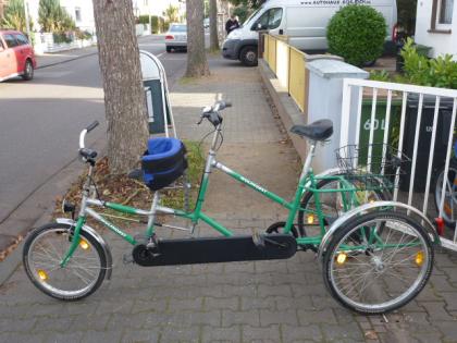 (146) DREIRAD 7 Gang Tandem Rücktrittsbremse vorne 20 Zoll hinten 24 Zoll