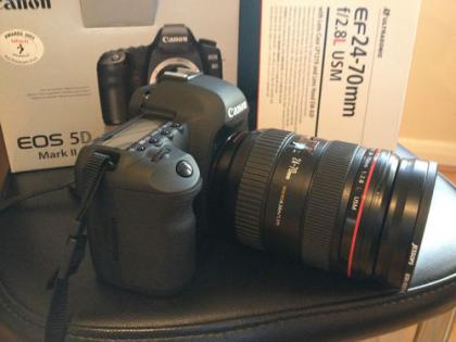 Canon EOS 5D Mark II - 24-70mm