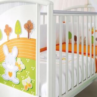 Schönes Babybett 