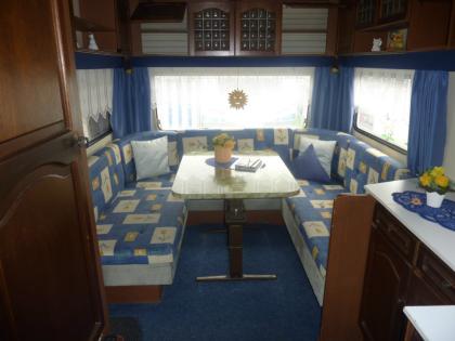 Urlaub an der Ostsee vermiete Wohnwagen mit Vorzelt.............