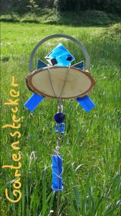 Stele/Gartenstele/Gartenstecker aus Glas und Holz im Drachenshop Mülheim_Essen_O