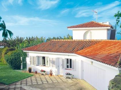 TENERIFFA Ferienhaus mit Pool am Golfplatz Puerto de la Cruz 